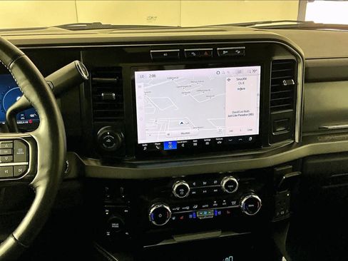 Used 2024 Ford F250 Platinum w/ FX4 Off-Road Package image 7