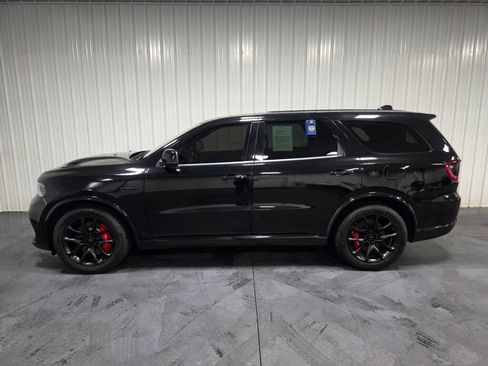 Used 2022 Dodge Durango R/T w/ Tow 'N Go Package AWD/4WD image 4