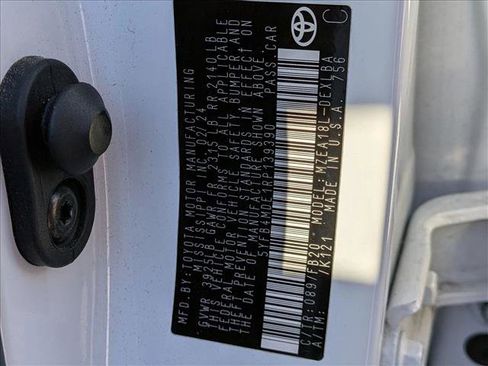 Used 2024 Toyota Corolla LE image 18