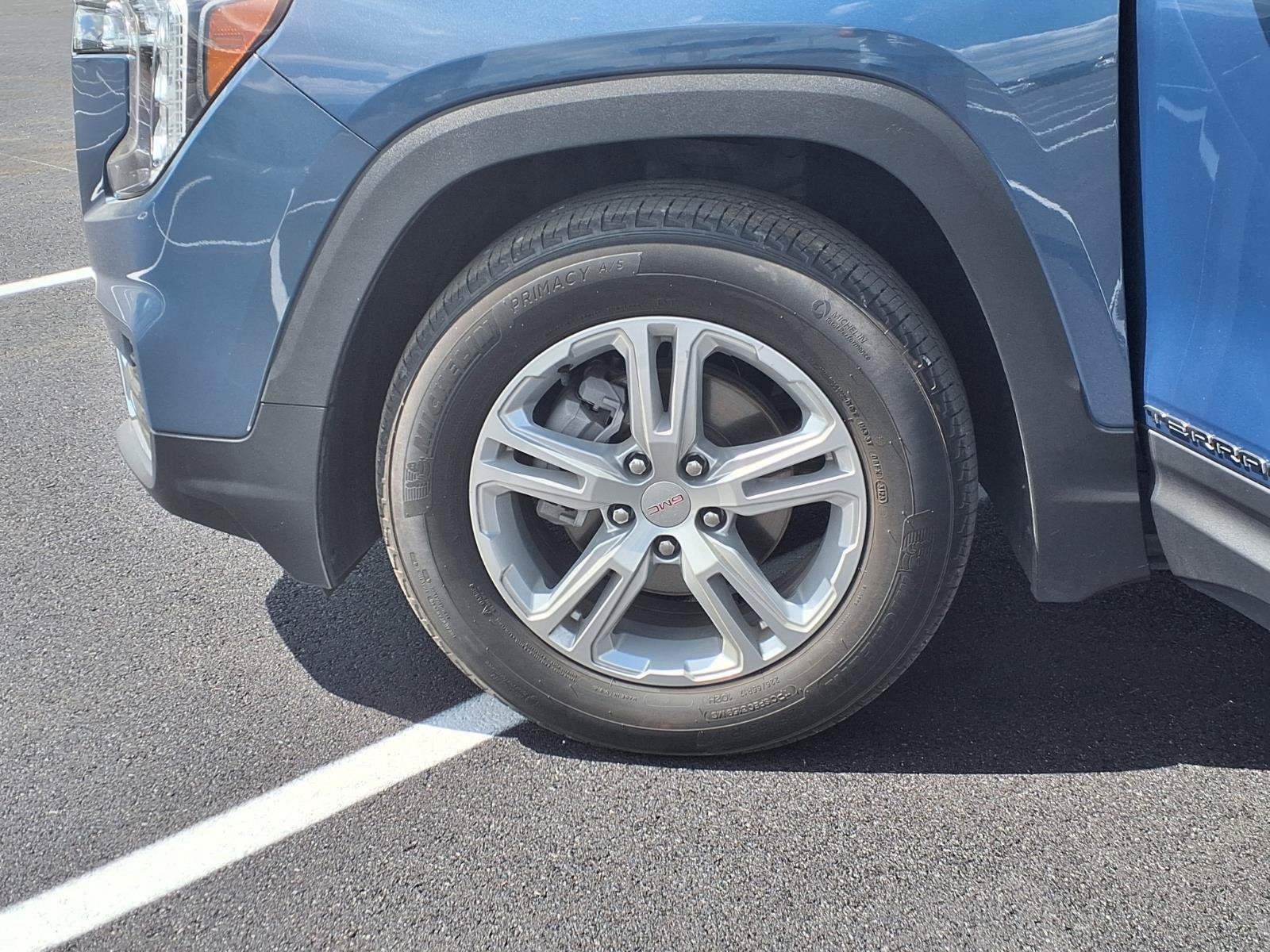 Used 2024 GMC Terrain SLE FWD image 24