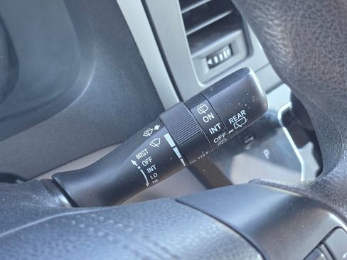 Used 2020 Toyota Sienna LE image 38