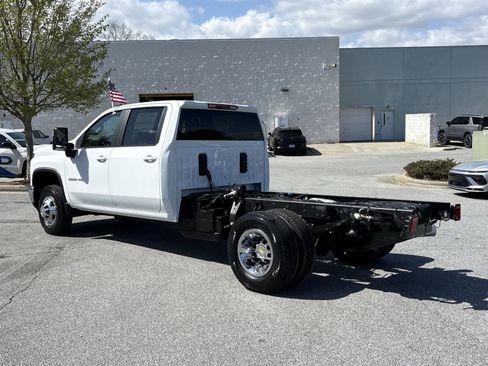 New 2026 Chevrolet Silverado 3500 LT AWD/4WD image 6