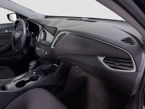 Used 2023 Chevrolet Malibu LT FWD image 29
