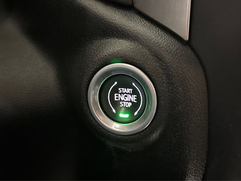 Used 2021 Chevrolet Silverado 1500 LT Trail Boss w/ Bed Protection Package image 32