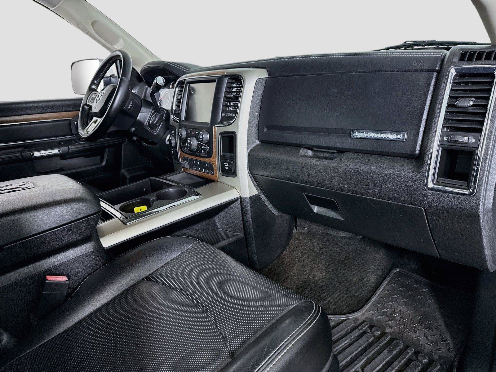 Used 2015 RAM 2500 Laramie w/ Convenience Group AWD/4WD image 21