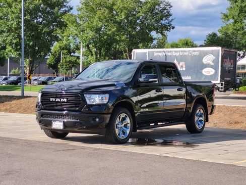 Used 2021 RAM 1500 Big Horn AWD/4WD image 2