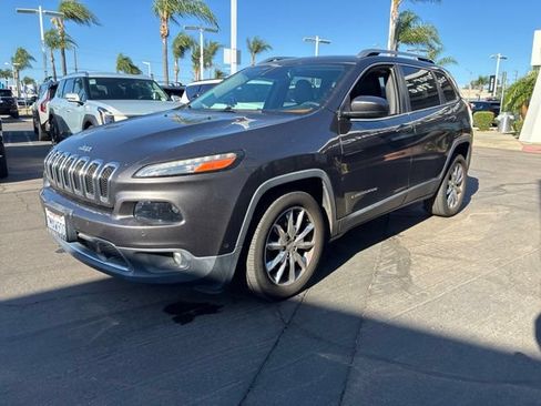 Used 2015 Jeep Cherokee Limited w/ Luxury Group FWD image 3