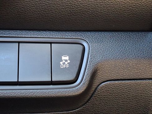 Used 2023 Kia Forte LXS image 25