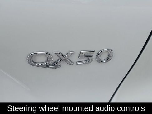 Used 2023 INFINITI QX50 Sensory w/ Accent Package image 7