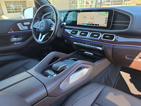 Certified 2022 Mercedes-Benz GLS 450 4MATIC image 21
