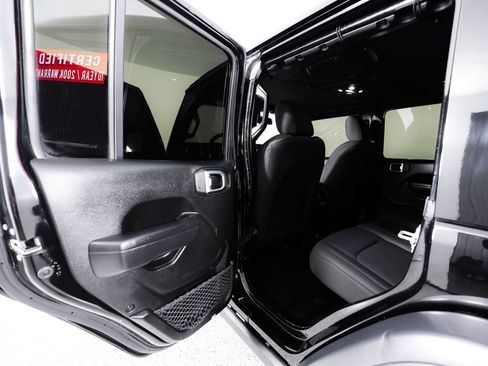 Used 2022 Jeep Wrangler Unlimited Sport AWD/4WD image 18