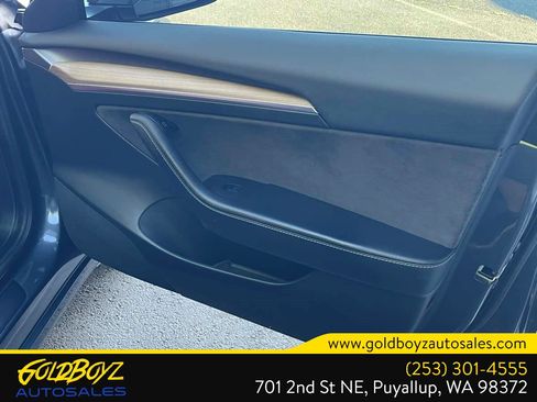 Used 2021 Tesla Model 3 Standard Range Plus RWD image 15