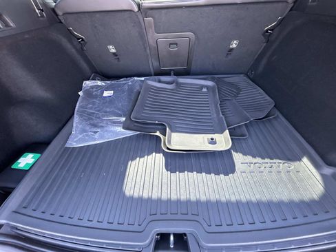 Certified 2024 Volvo XC60 B5 Core w/ Protection Package Premier image 17