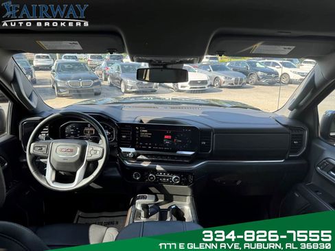 Used 2023 GMC Sierra 1500 SLT image 23