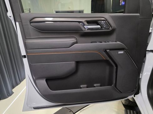 Used 2024 GMC Sierra 2500 AT4 w/ AT4 Premium Plus Package image 26