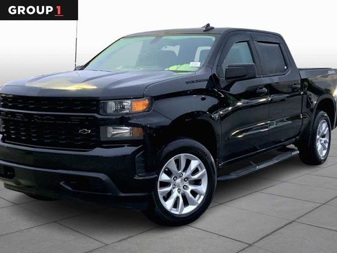 Used 2020 Chevrolet Silverado 1500 Custom w/ Custom Value Package image 1