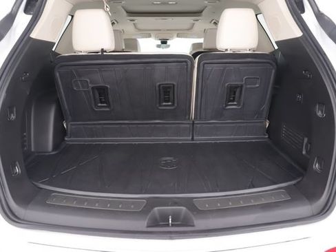 Used 2024 Buick Enclave Avenir w/ Avenir Technology Package AWD/4WD image 31