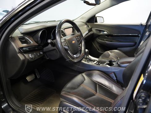 Used 2014 Chevrolet SS RWD image 4