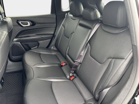 New 2025 Jeep Compass Latitude w/ Convenience Group image 10