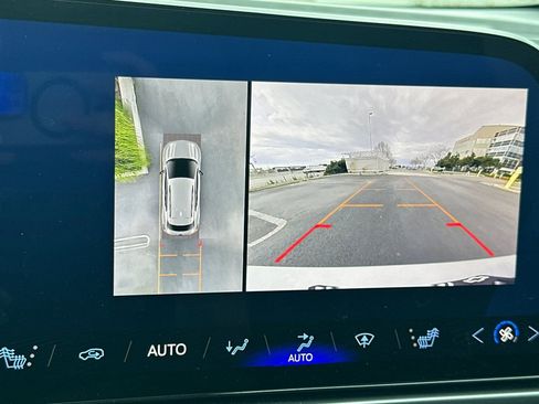 Certified 2024 Chevrolet Equinox EV RS image 27