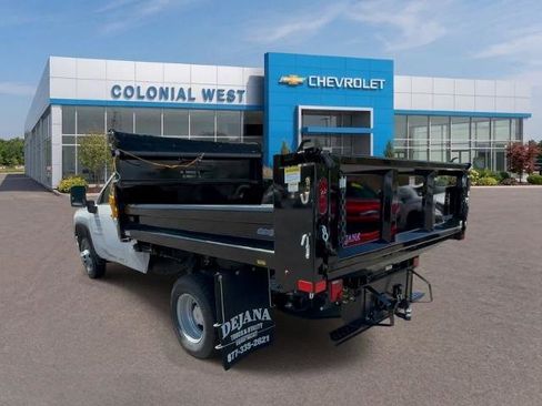 Used 2026 Chevrolet Silverado 3500 W/T w/ WT Convenience Package AWD/4WD image 3
