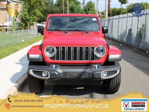 Used 2024 Jeep Wrangler Unlimited Sahara AWD/4WD image 1