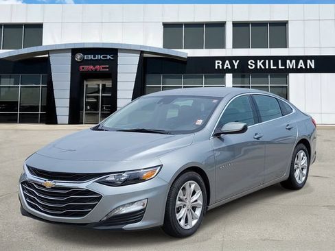 Used 2025 Chevrolet Malibu LT FWD image 3