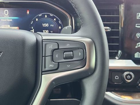 Used 2023 Chevrolet Silverado 1500 LT RWD image 29