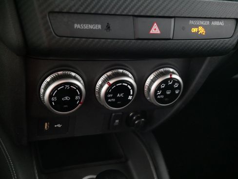 Used 2025 Mitsubishi Outlander Sport ES AWD/4WD image 23