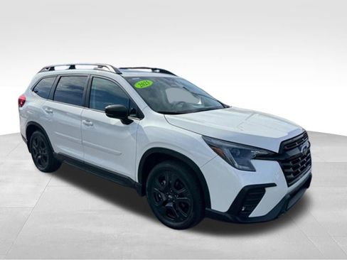 Used 2025 Subaru Ascent Onyx Edition w/ Onyx Package AWD/4WD image 9
