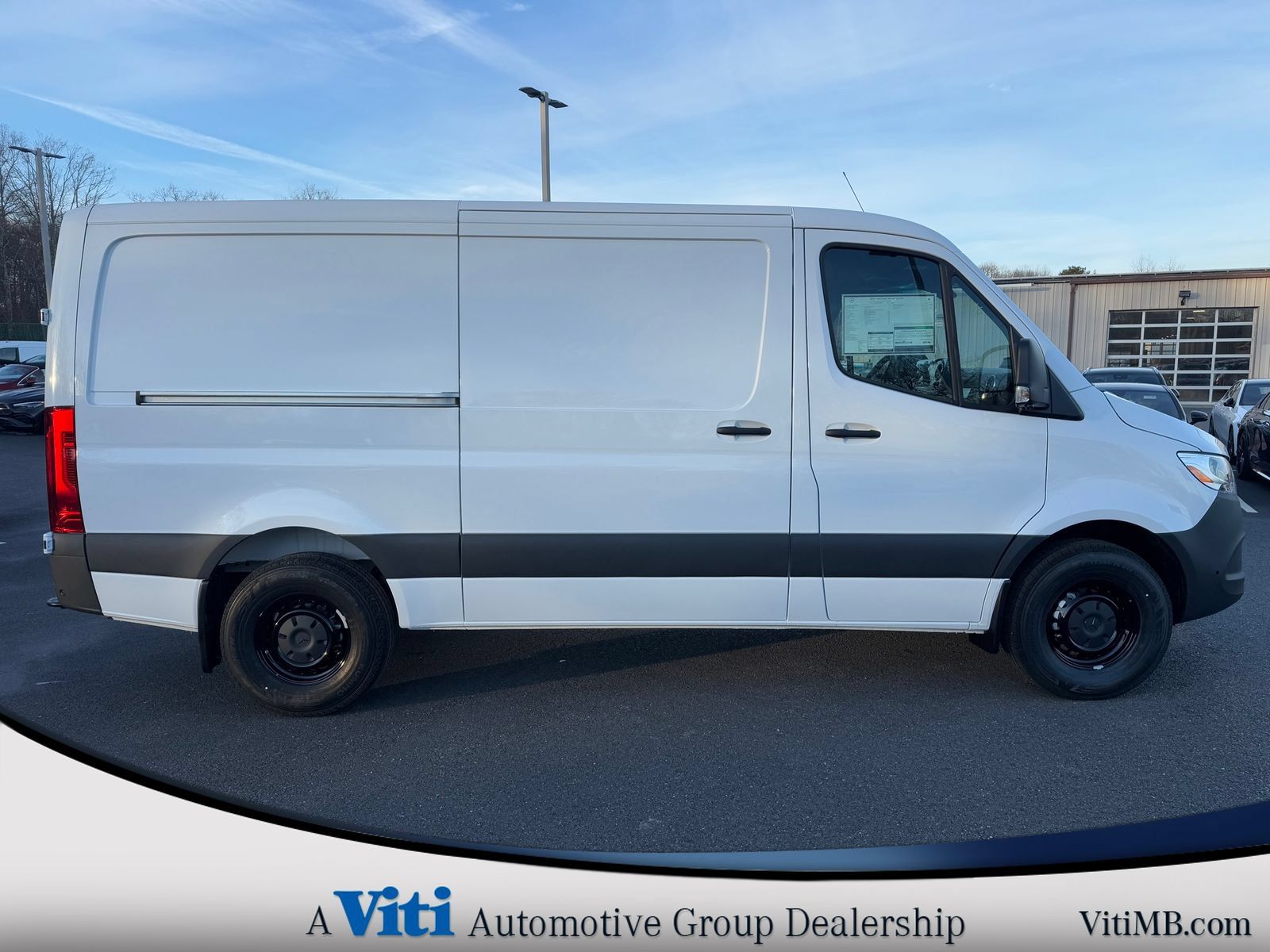 Used 2026 Mercedes-Benz Sprinter 2500 image 9
