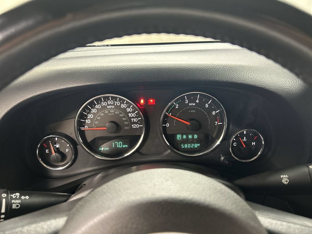 Used 2018 Jeep Wrangler Unlimited Sport AWD/4WD image 13