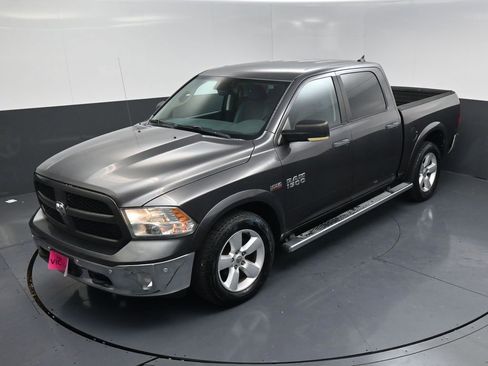Used 2015 RAM 1500 Outdoorsman image 15