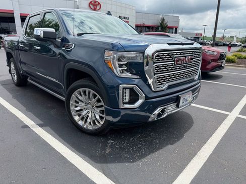 Used 2019 GMC Sierra 1500 Denali w/ Denali Ultimate Package AWD/4WD image 6