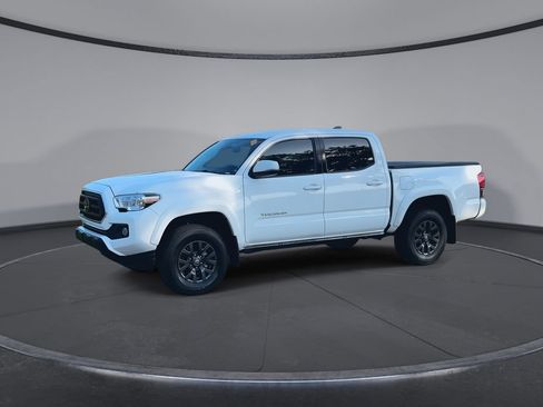Certified 2023 Toyota Tacoma SR5 w/ Technology Package RWD image 4