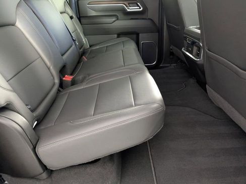 Certified 2025 GMC Sierra 2500 SLT w/ SLT Premium Package AWD/4WD image 24