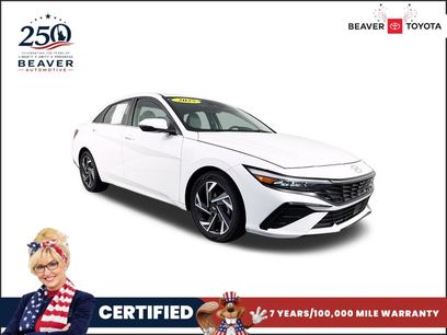 Used 2025 Hyundai Elantra Limited