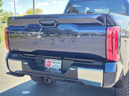 Used 2025 Toyota Tundra SR5 w/ TRD Off-Road Package AWD/4WD image 14