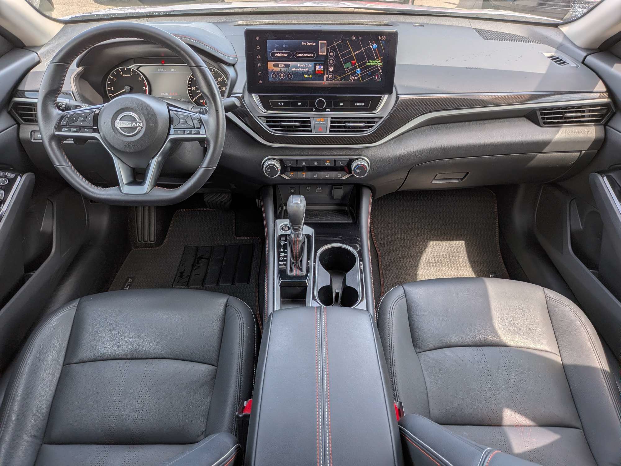 Used 2024 Nissan Altima 2.5 SR w/ SR Premium Package FWD image 13