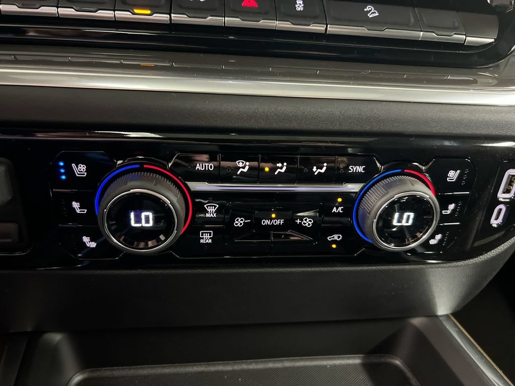 New 2026 Chevrolet Silverado 2500 High Country w/ High Country Premium Package AWD/4WD image 17