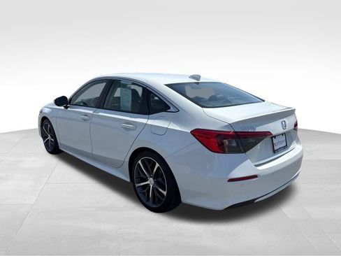 Used 2023 Honda Civic Touring image 8