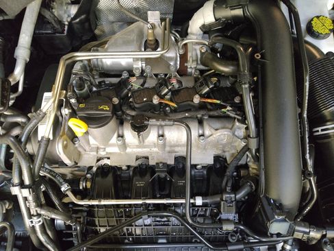 Used 2021 Volkswagen Jetta R-Line w/ R-Line Cold Weather Package image 30