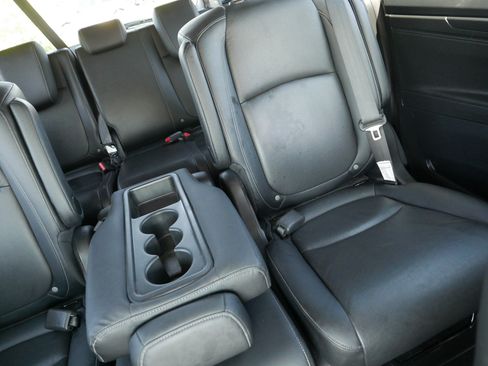 Used 2023 Honda Odyssey EX-L image 14