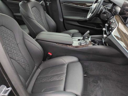 Used 2021 BMW 530e xDrive w/ Premium Package AWD/4WD image 23