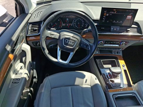 Used 2022 Audi Q5 2.0T Premium AWD/4WD image 11