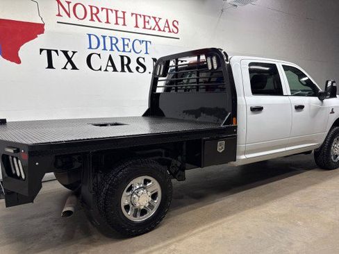 Used 2024 RAM 2500 Tradesman w/ Chrome Appearance Group image 5