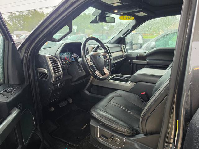Used 2017 Ford F250 Platinum w/ Platinum Ultimate Package AWD/4WD image 10