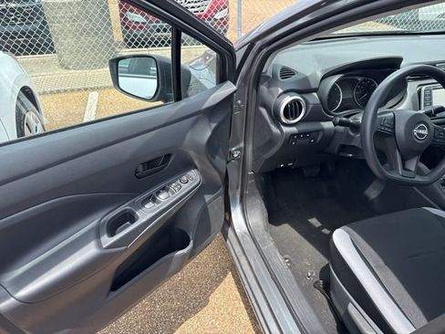 Certified 2025 Nissan Versa S w/ Trunk Package FWD image 10