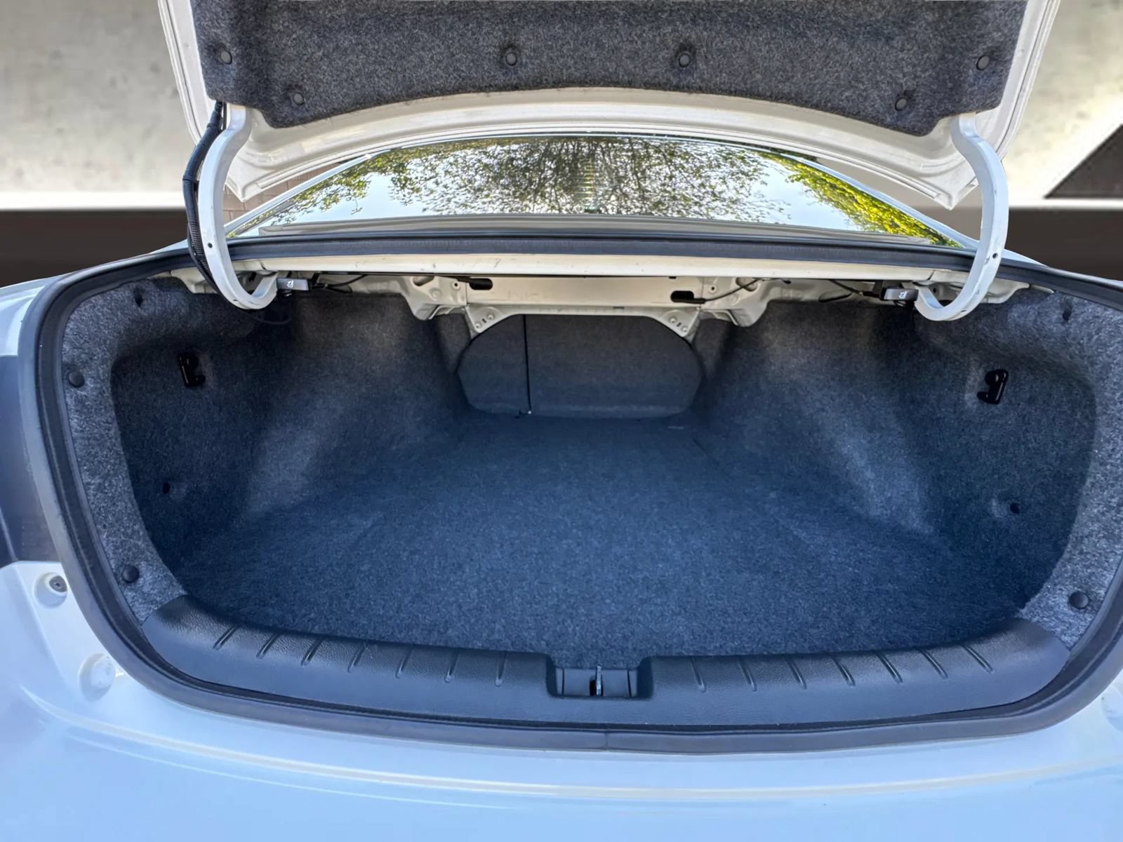 Used 2017 Honda Accord Sport image 44