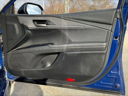 Used 2025 Toyota Camry SE image 19